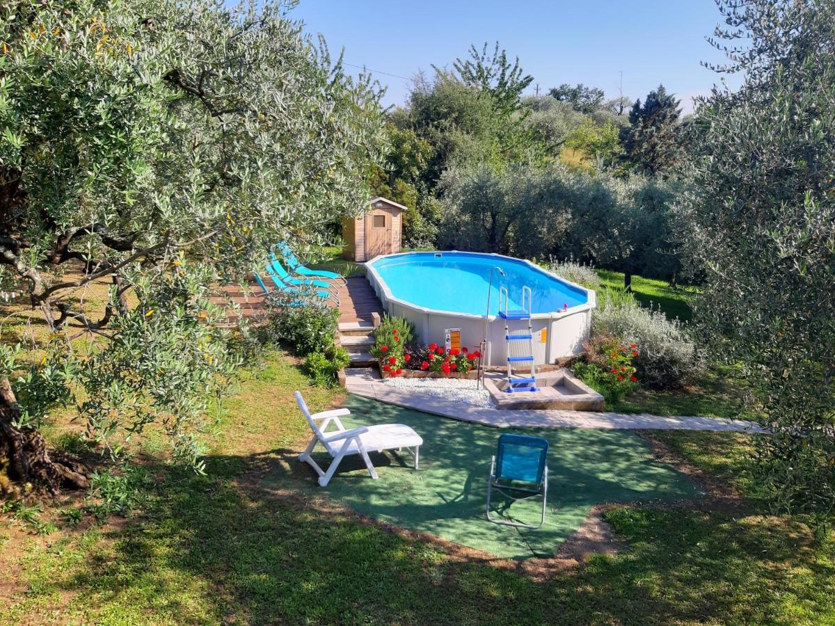 Il Fienile Del Colle Villa Pescia Bagian luar foto