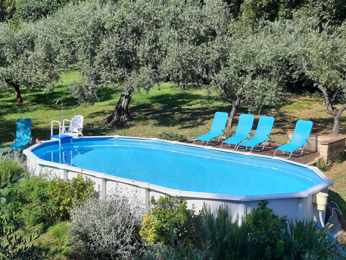 Il Fienile Del Colle Villa Pescia Bagian luar foto
