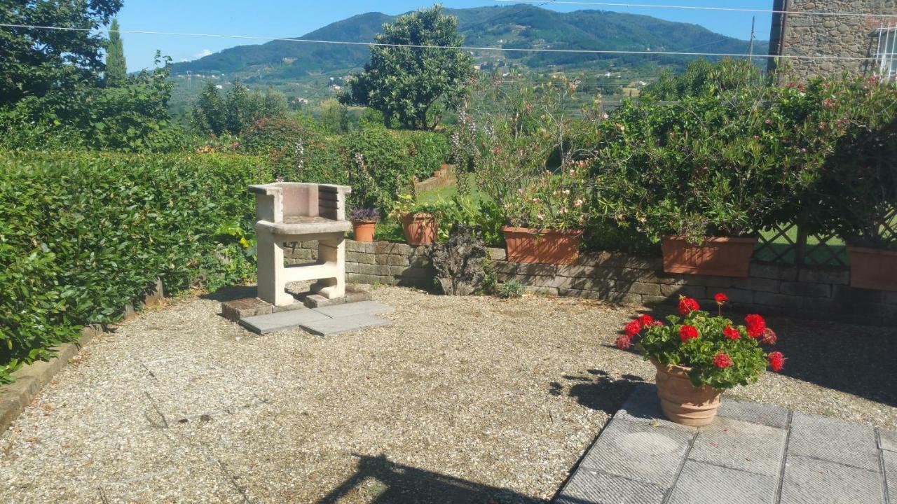 Il Fienile Del Colle Villa Pescia Bagian luar foto