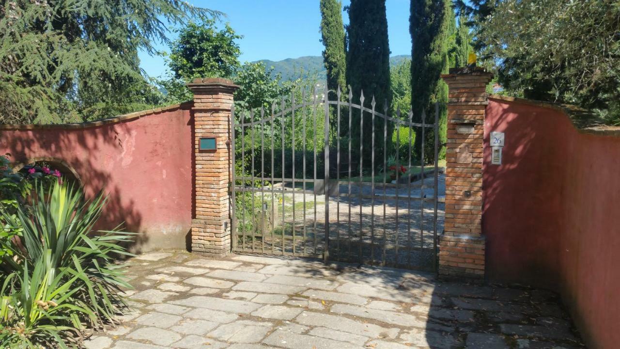 Il Fienile Del Colle Villa Pescia Bagian luar foto