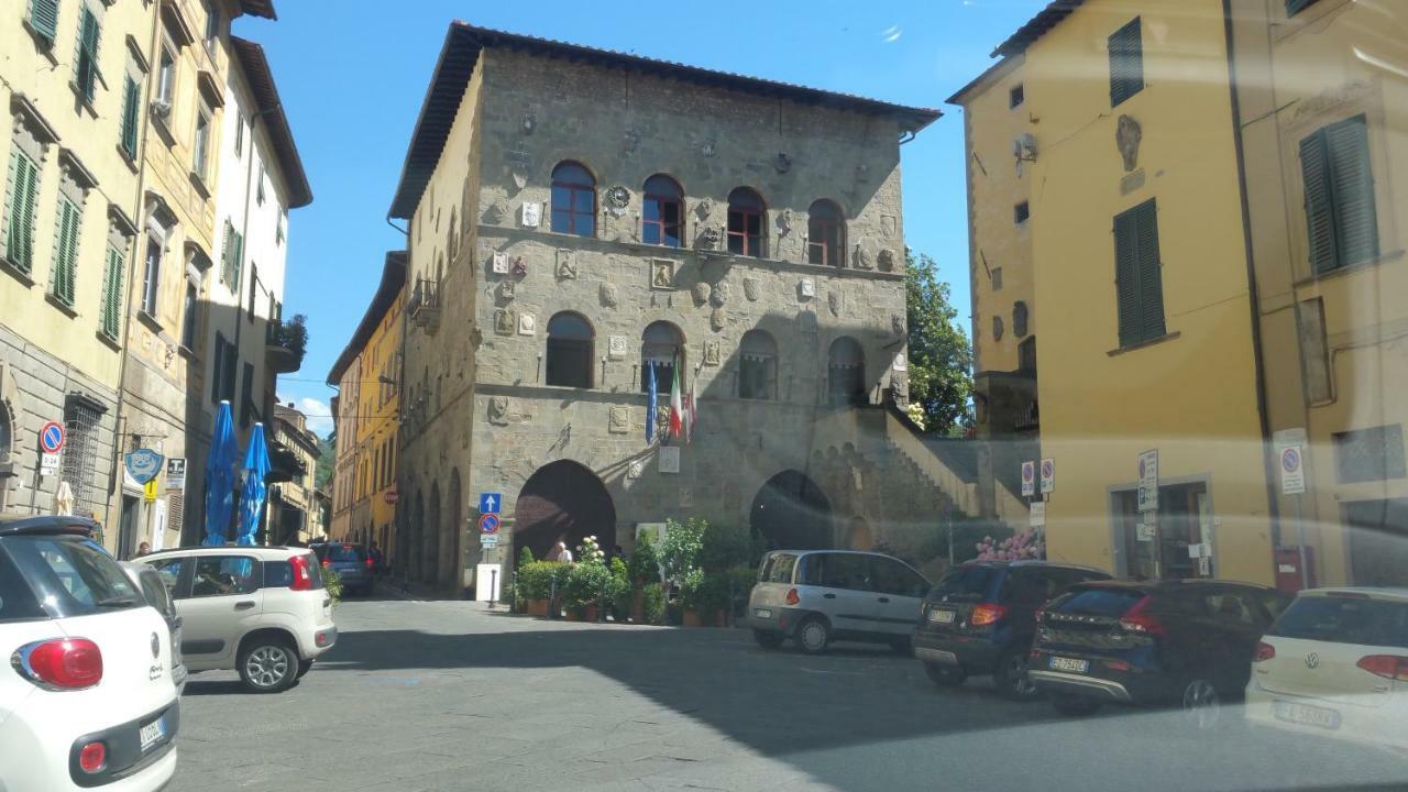 Il Fienile Del Colle Villa Pescia Bagian luar foto